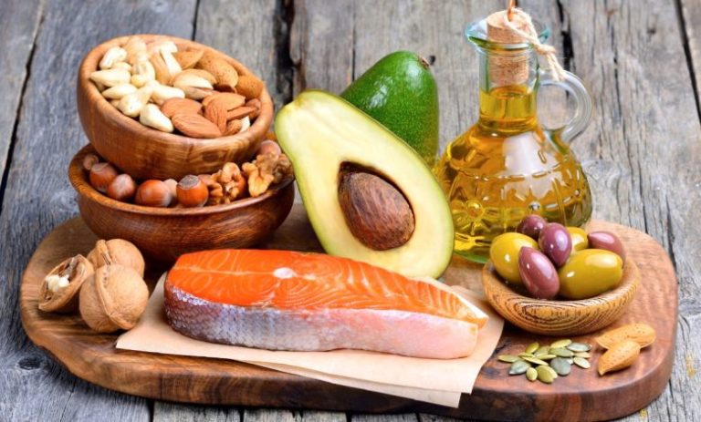 13ماده غذایی دارای چربی غیر اشباع که برای سلامت بدن روزانه مصرف کنید!