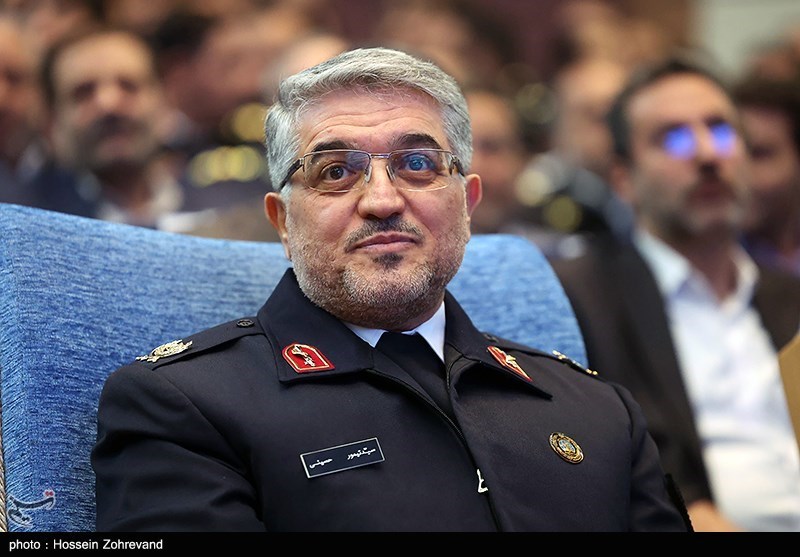 پلاک خودروها لاتین نمی‌شود
