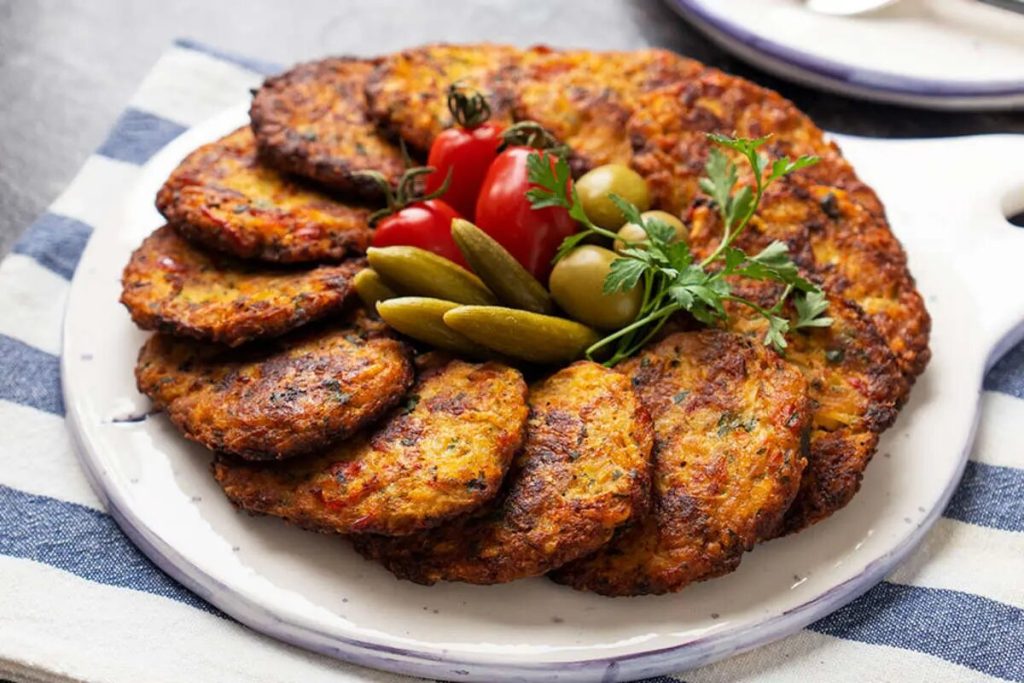 کوکوی مرغ و پیازچه ؛ افطاری ساده ، فوری و مقوی