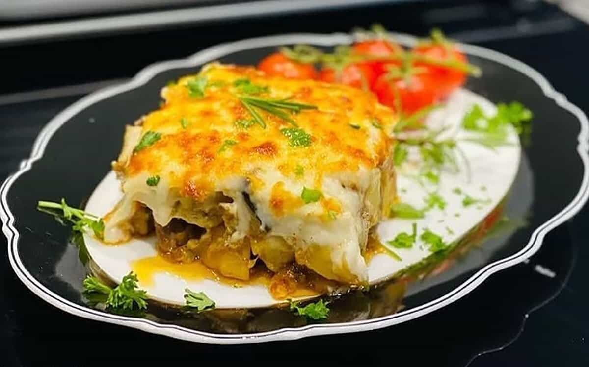 کباب مجاری با سس بشامل؛ یک غذای متفاوت و خوشمزه برای ناهار